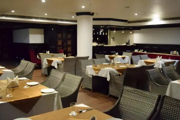 Atithi Hotel - Guwahati 7